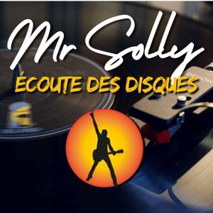 Monsieur Solly écoute des disques
