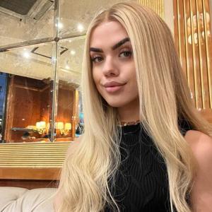 Valentina Midget: TikTok on Social Media
