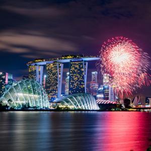 新新人类 100 岁