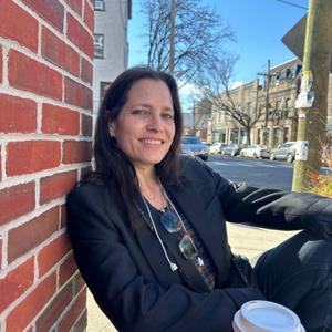 Beats and balance : Tarot, Tunes, and transformation PILOT