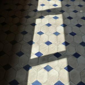 Transform Your Space with Elegant Tiling Solutions