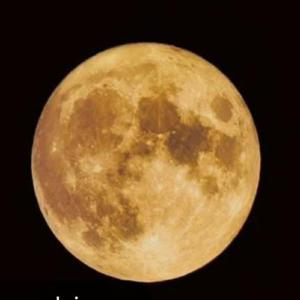 Cuentos pa' cuando llegue la luna.