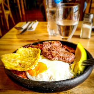 Del Plato al Paladar