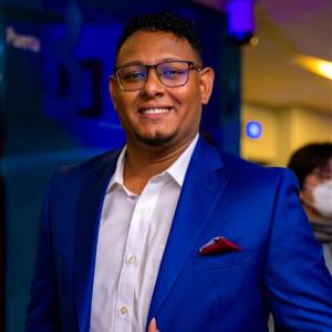 Dussor El Coach, El Legal de los Famosos