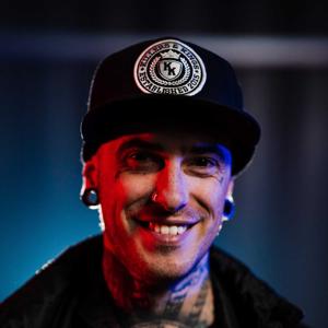 Exiled with Fabian Vacca