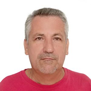 Carlos Antonio Brito.Periodista.