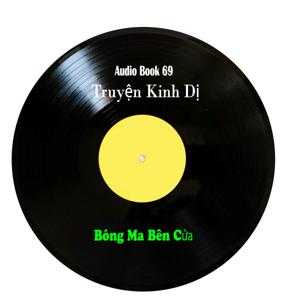 Bóng Ma Bên Cửa