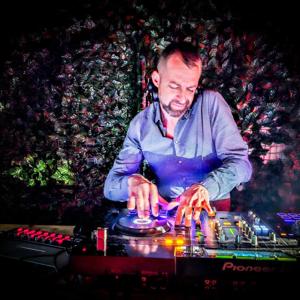 Lewis Lastella In The Mix