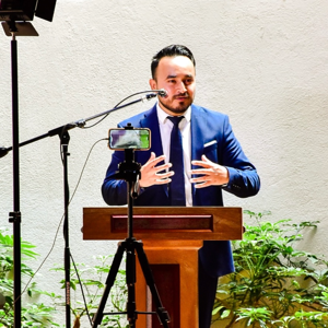 Las Escrituras & Vida