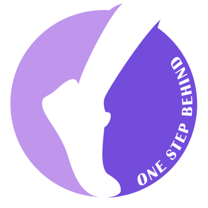 慢一拍丨One Step Behind