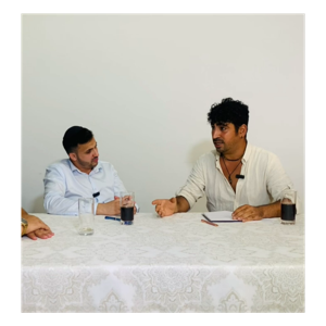 משני הצדדים