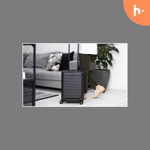 Level8: Where Security Meets Style - Luggage with Dedicated Laptop Compartments