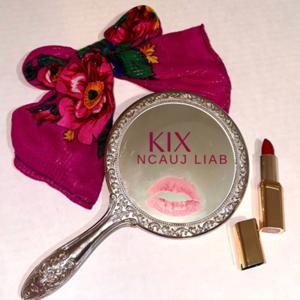 Kix Ncauj Liab