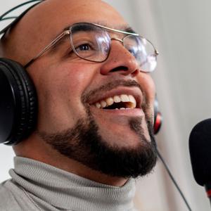 En Sincronía con Hernán