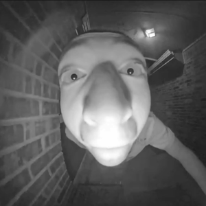 Honey B.U.N ft Yuno Miles