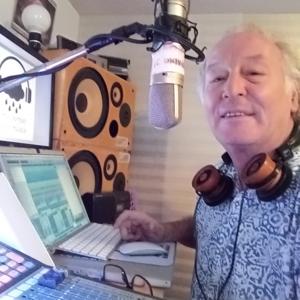 AL MAL TIEMPO BUENA MUSICA EN RADIO 21