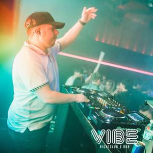 Alex Lewis DJ