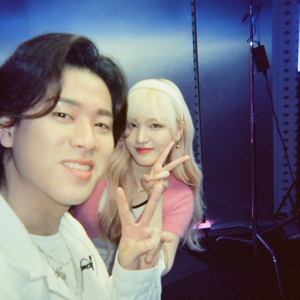 Lee Mujin & LIZ - Flying deep in the night