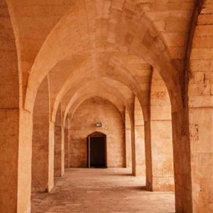 Nitshening "Zardusht tavallosi" asari haqida podkast