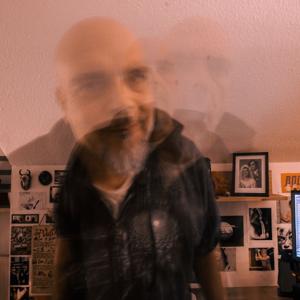 Fake Plastic Heads - Dark Ambient Music