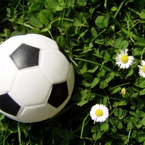 Só Futebol? Não! com Raissa