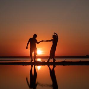 Independent Love: A Symphony of Freedom and Passion