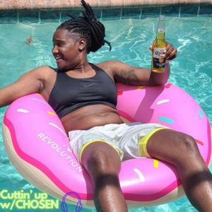 Cuttin' up w/ Chosen