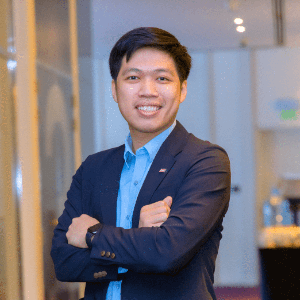 CEO Lê Văn Phú