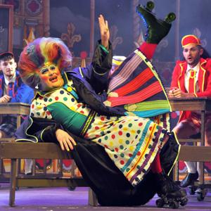 Ruby Shoes Podcast - Episode 17 - Magic, Two Tired Darlings & a Buble?