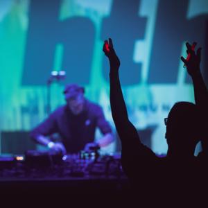 Hardtechno / Schranz Sets  >>> by Tommy Rockz