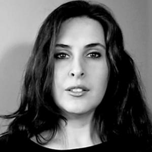 Laberinto de espejos por Anabella Serventi