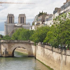 Radio "L'éclat de Paris" de LA ISLITA Association