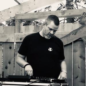 DJ SETS