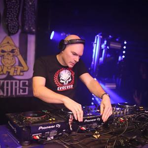 Evolver DJ