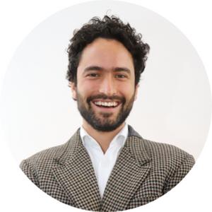 Invitación de Alejandro Franco, director