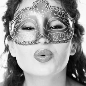 LABIOS ENTREABIERTOS