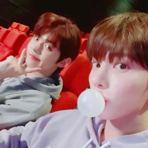 tyun & yj ; paper hearts