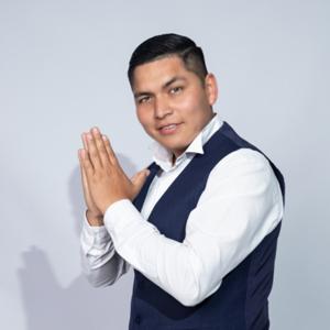 Pastor Máximo Gil
