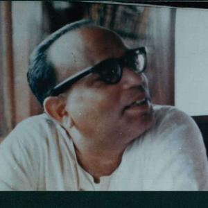 Prabhat Rainjan Sarkar Discursos e Historias