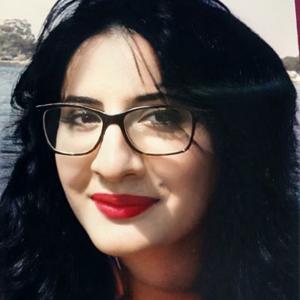 مذكرات وذكريات وقصص وحكايات