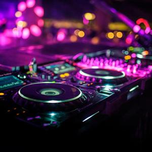 The DJ Verbalklint Live House Mix Show