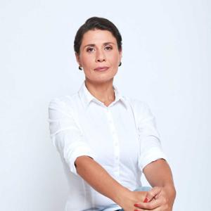 Елисавета разговаря с...