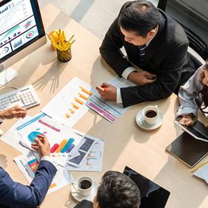 DECISIONES EMPRESARIALES: " CLAVES PARA EL EXITO EMPRESARIAL"