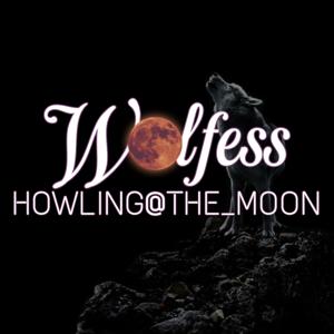 Howling @ The Moon
