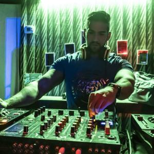 Behind The Blendz By Tony Metric