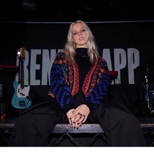 bruises reneé rapp