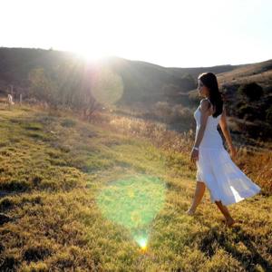 Karla Dozal Viajando a Tu Interior