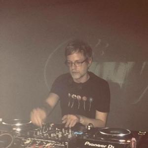 Ian Ossia