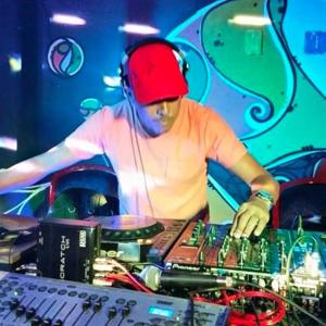 DJ CHARLES CARVALHO