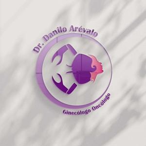 Hablando con el Dr. Danilo Arévalo